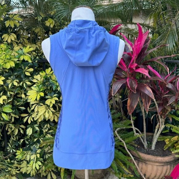 Eddie Bauer Motion Vest (Crocus Blue) - Picture 9 of 10